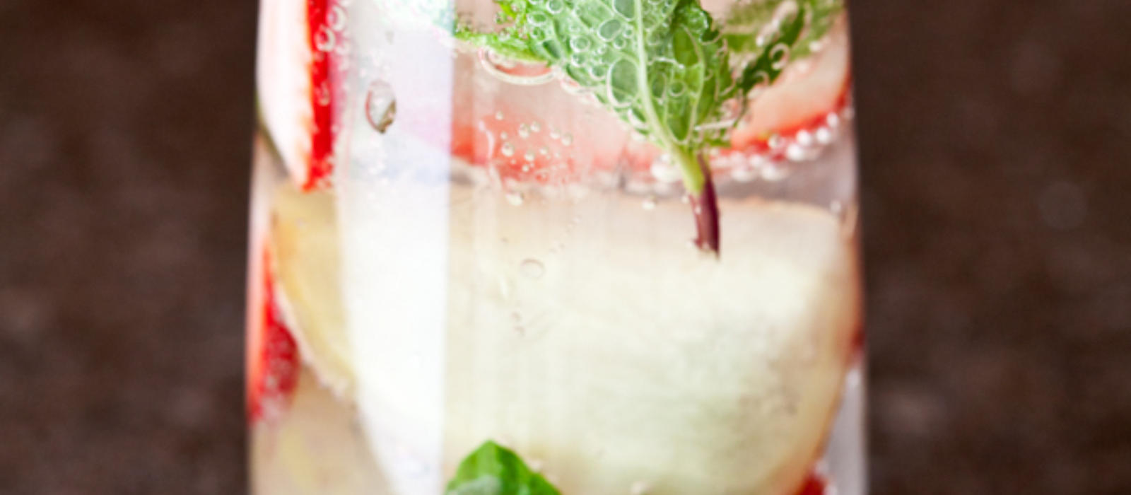 Strawberry Ginger Fizz