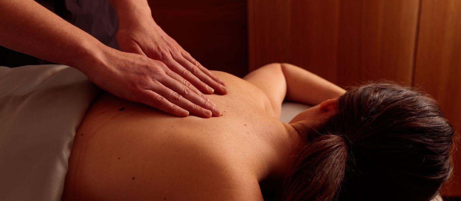 Enhancing Massages with CBD