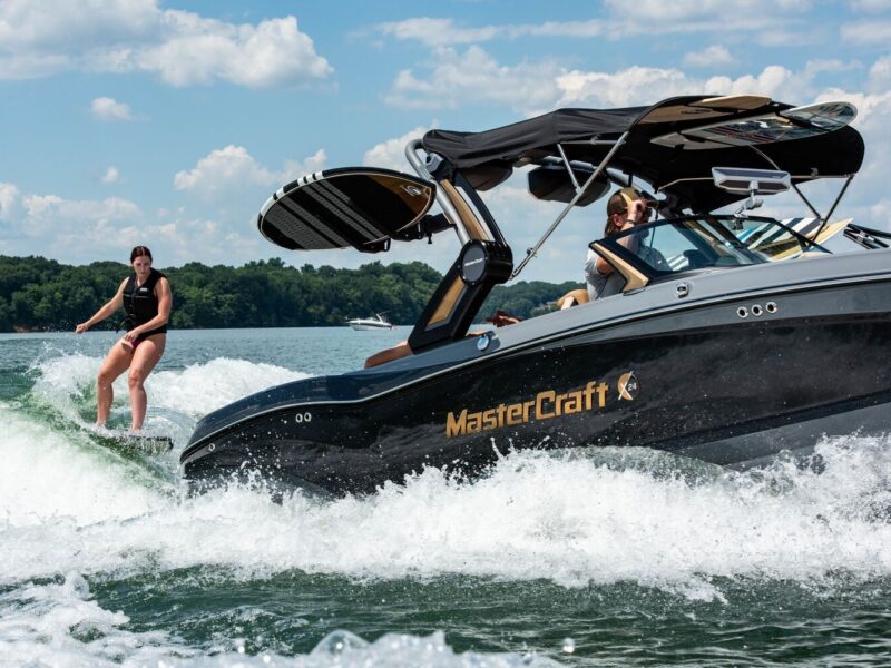 The Wave of Wakesurfing