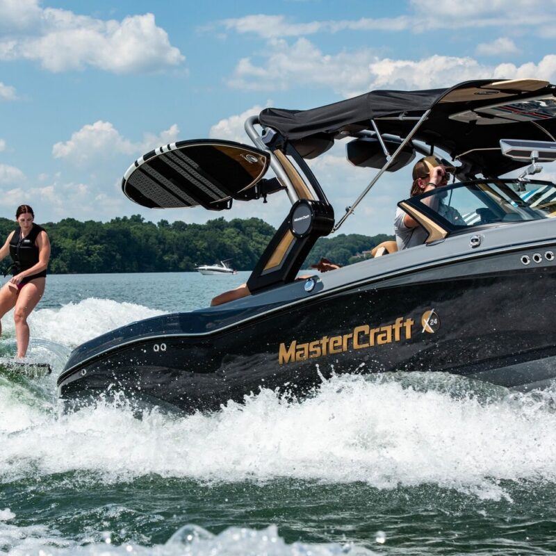 The Wave of Wakesurfing