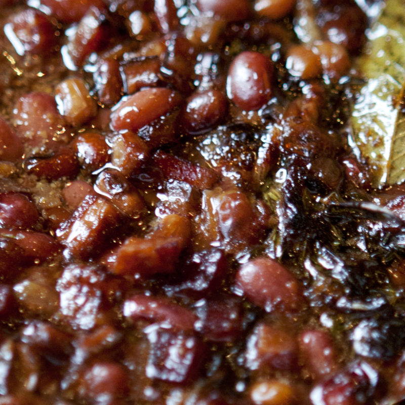 Le Creuset Kitchen Sessions with Chef Joseph Lenn and Heirloom Baked Beans