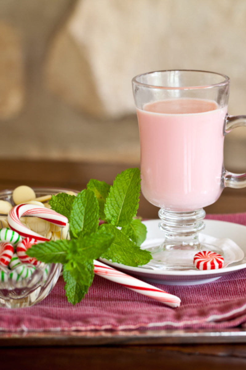 Billy's Beverage: Peppermint White Hot Chocolate