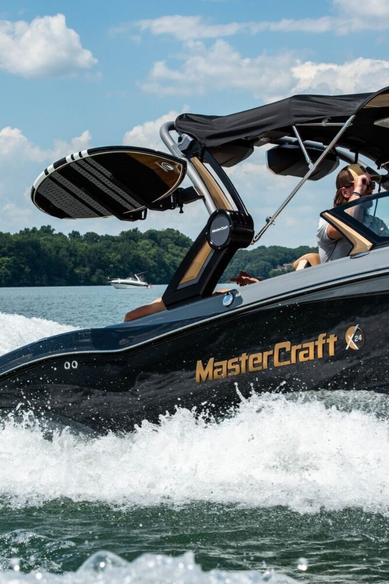 The Wave of Wakesurfing