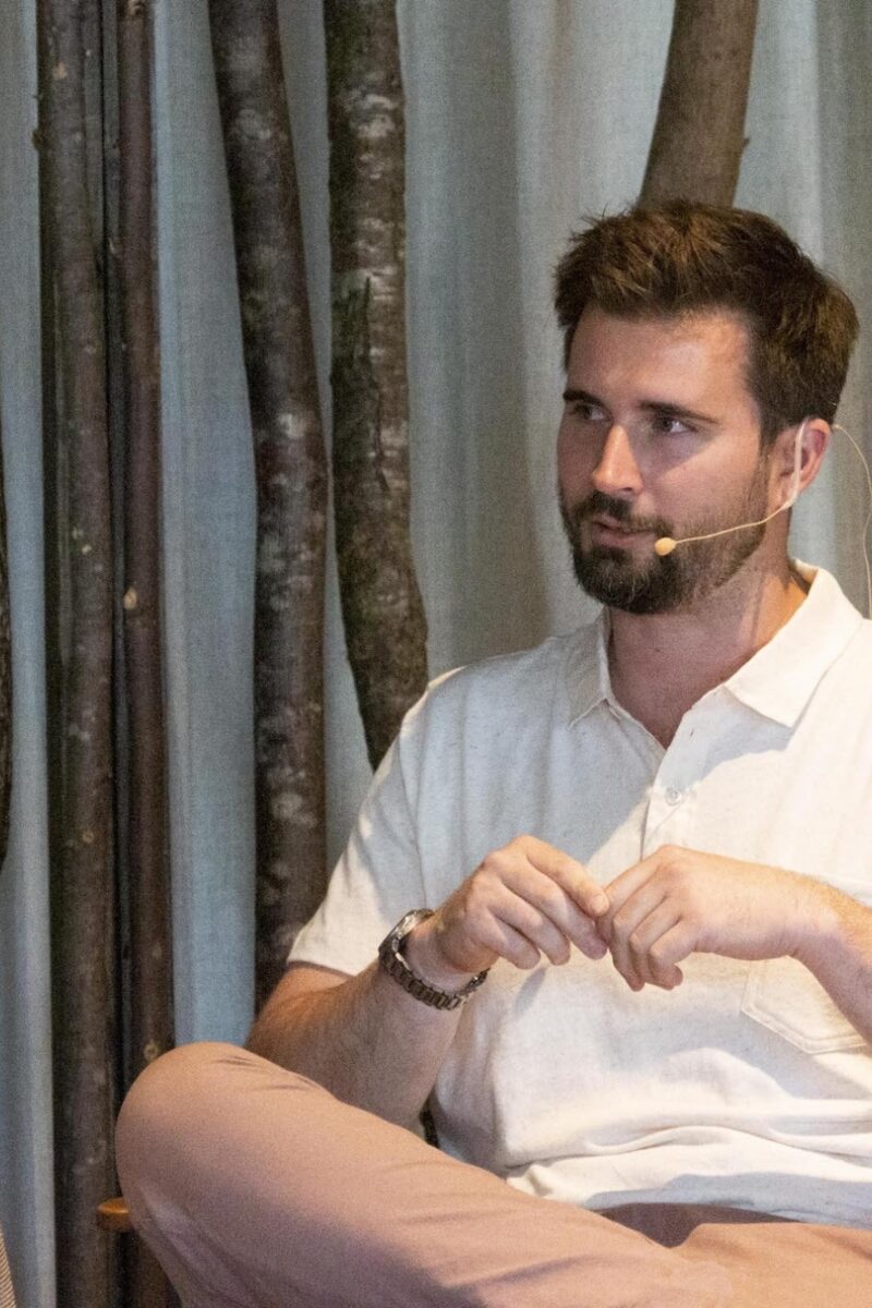 Blackberry Conversation: Jeremiah Langhorne