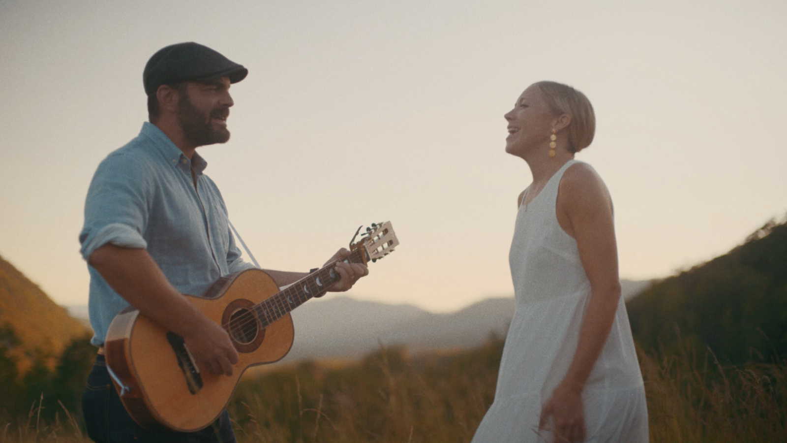 The Blackberry Sessions: Drew and Ellie Holcomb